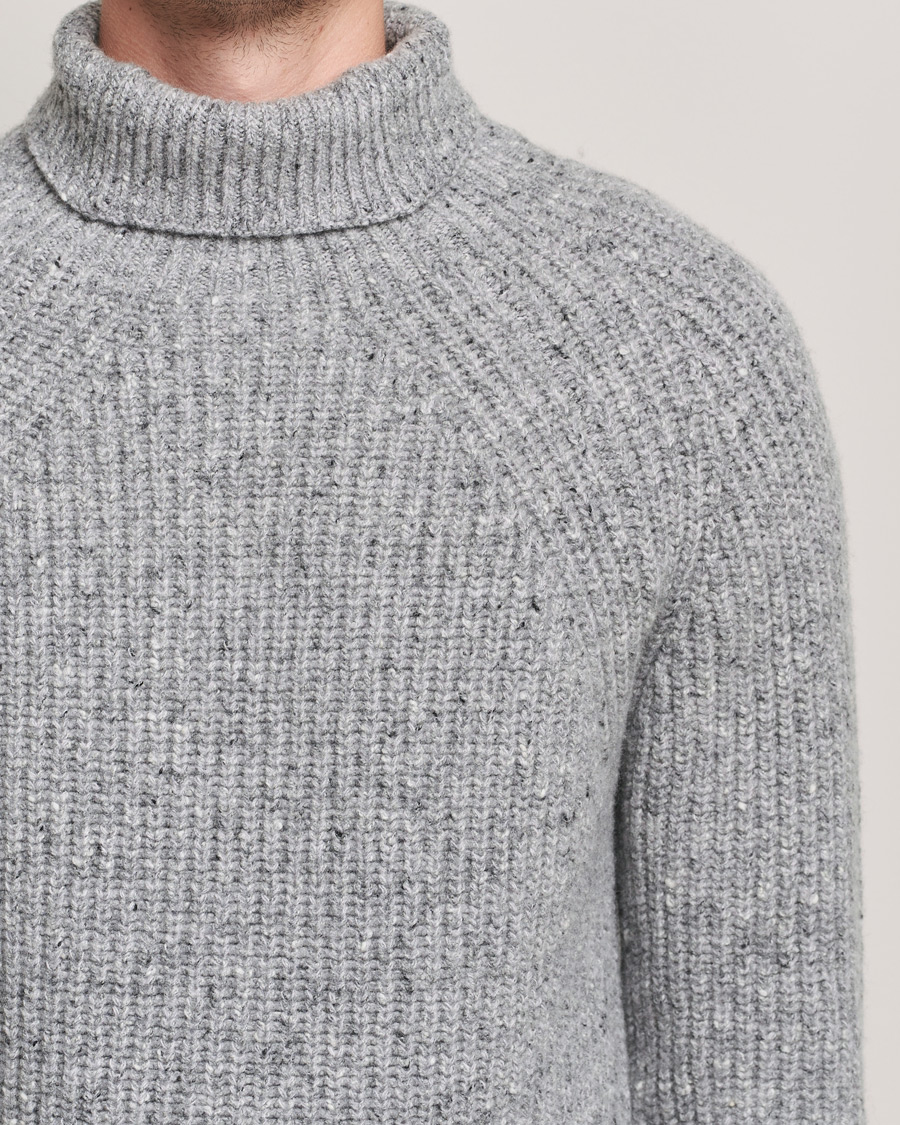 Heren | Truien | Inis Meáin | Wool/Cashmere Boatbuilder Turtleneck Grey