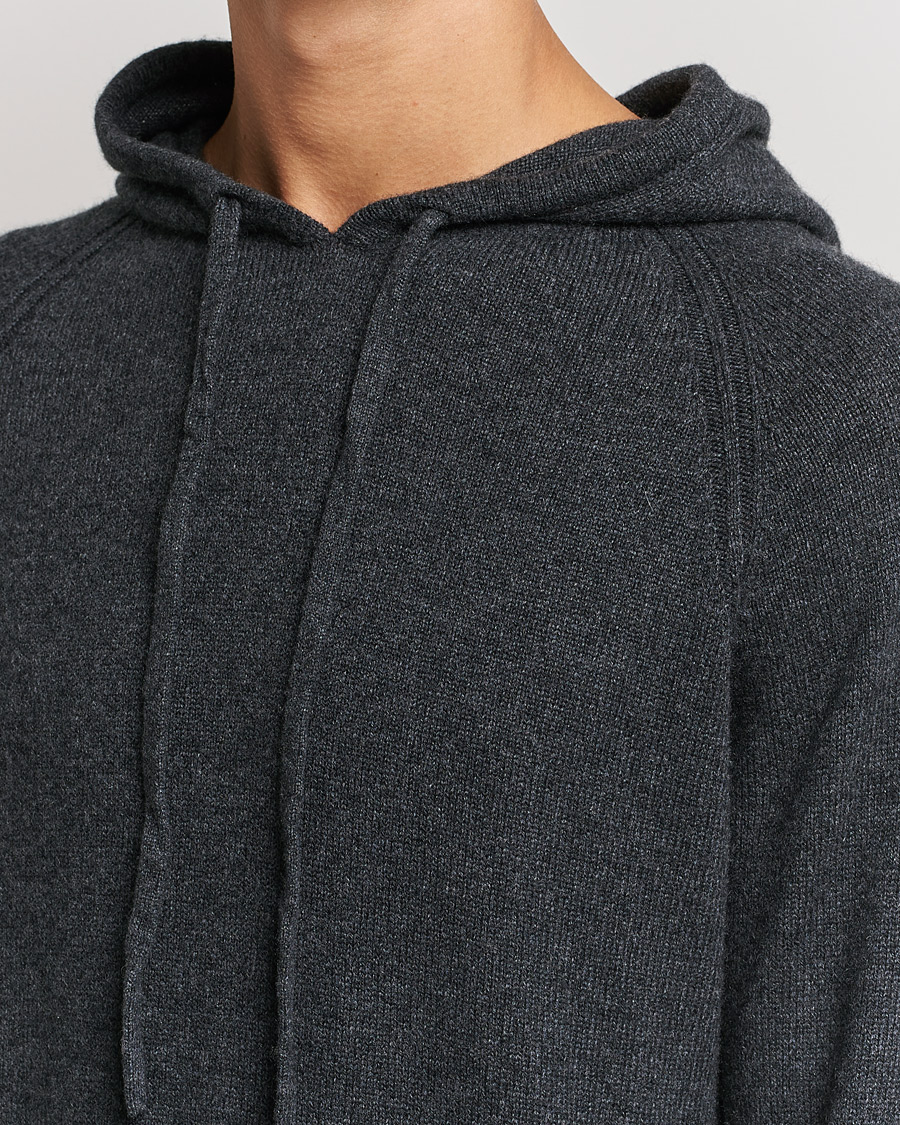 Heren | Truien | Johnstons of Elgin | Seamless Cashmere Hoodie Carbon