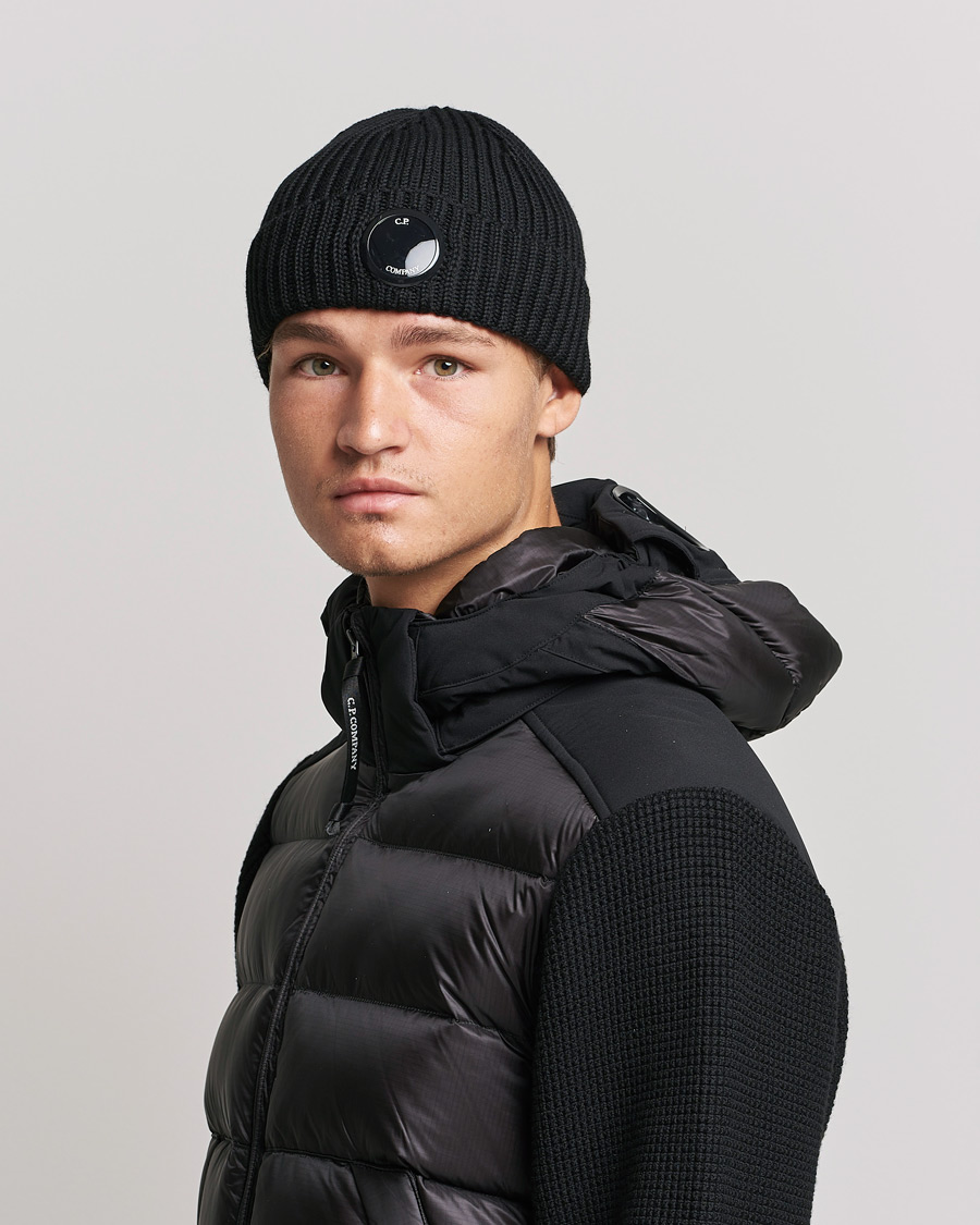 Heren | C.P. Company Knitted Merino Lens Beanie Black | C.P. Company | Knitted Merino Lens Beanie Black