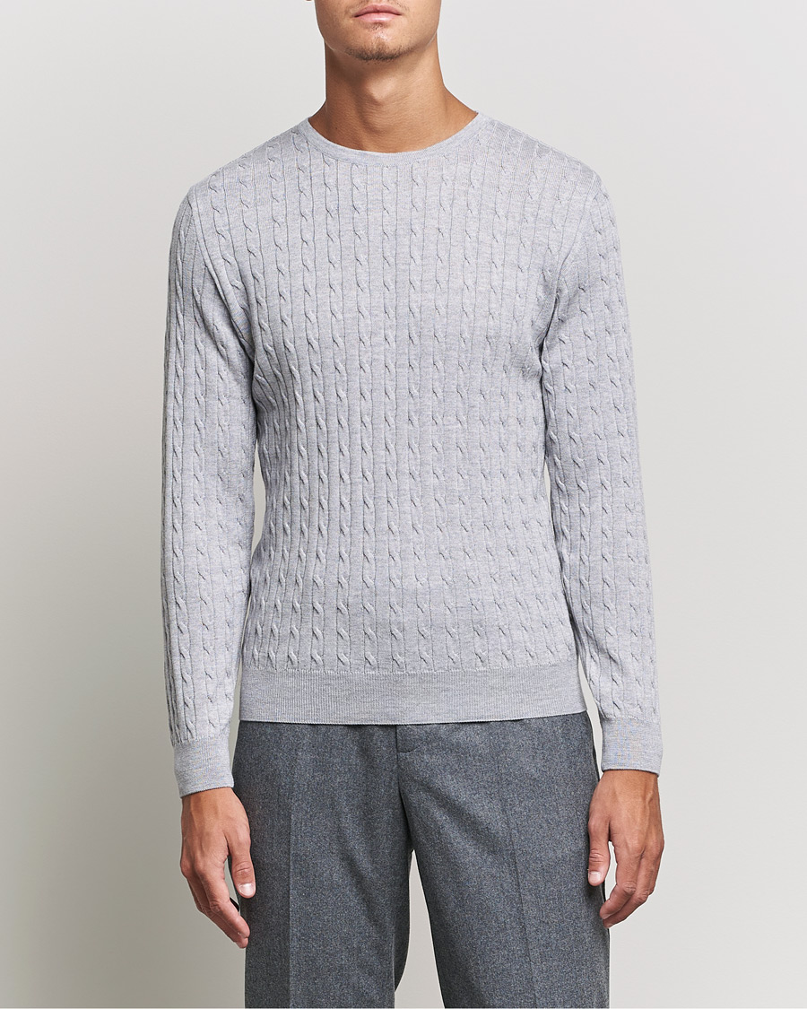 Heren | Truien | Stenströms | Merino Cable Crew Neck Light Grey