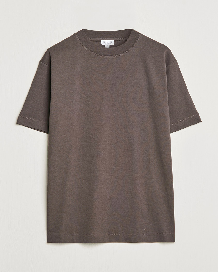 Heren | T-shirts | Sunspel | Brushed Cotton Mock Neck Tee Dark Walnut