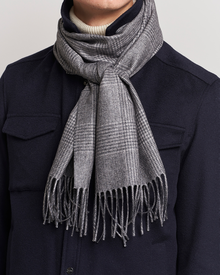 Heren | Piacenza Cashmere Cashmere/Silk Glencheck Scarf Light Grey | Piacenza Cashmere | Cashmere/Silk Glencheck Scarf Light Grey