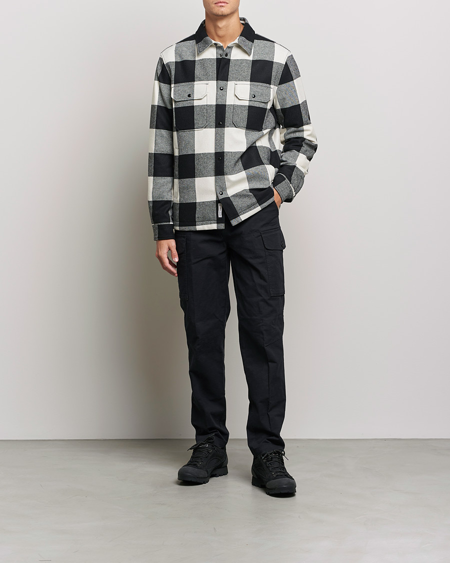 Heren | Overhemden | Woolrich | Alaskan Wool Padded Overshirt White Buffalo