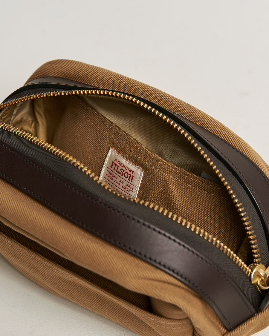Heren | Tassen | Filson | Rugged Twill Travel Kit Tan
