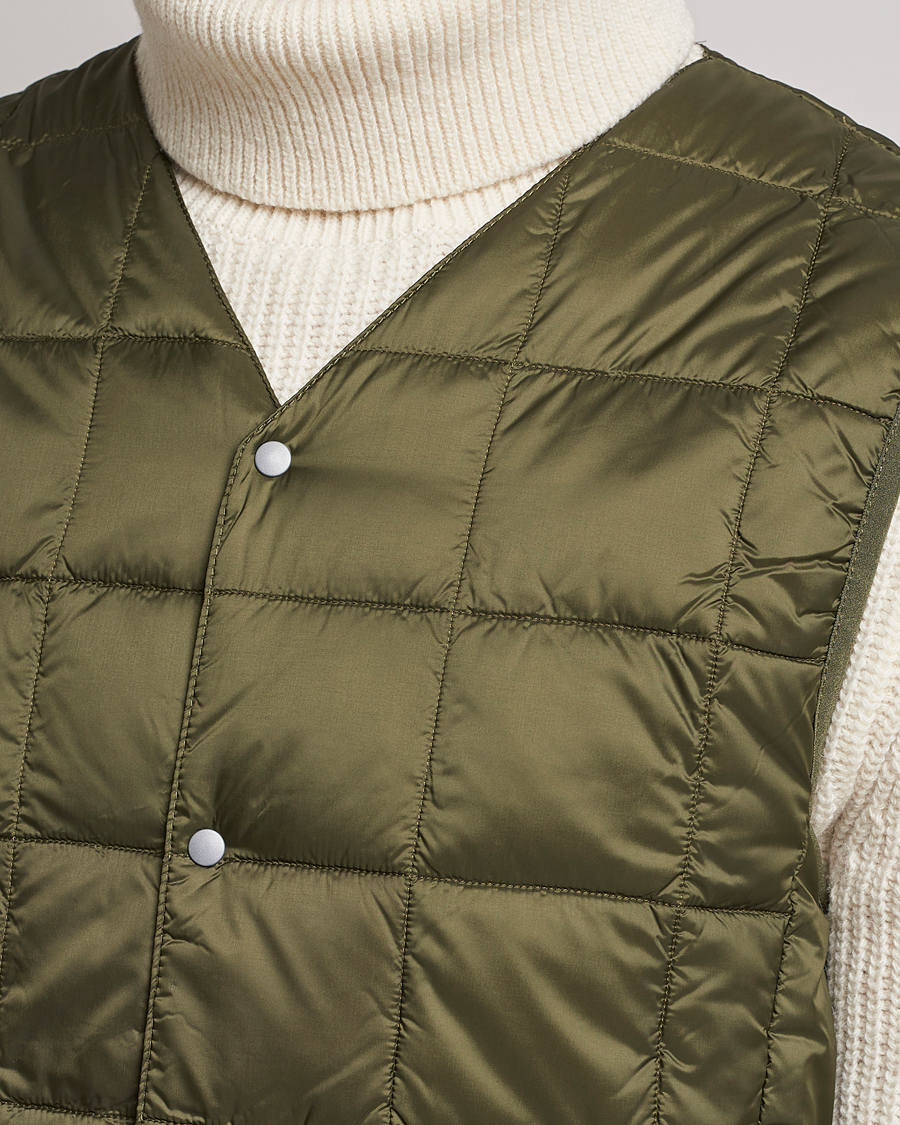 Heren | Jassen | TAION | V-Neck Lightweight Down Vest Dark Olive