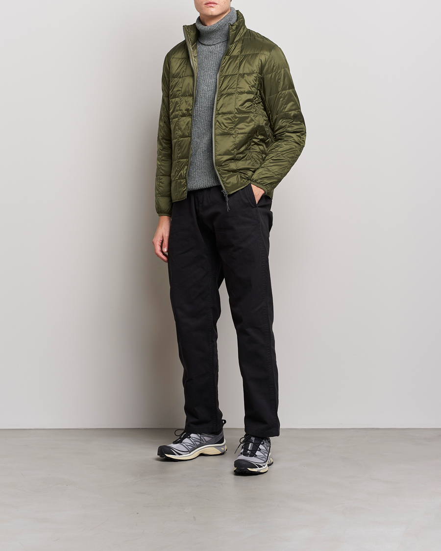 Heren | Jassen | TAION | High Neck Full Zip Lightweight Down Jacket Dark Olive