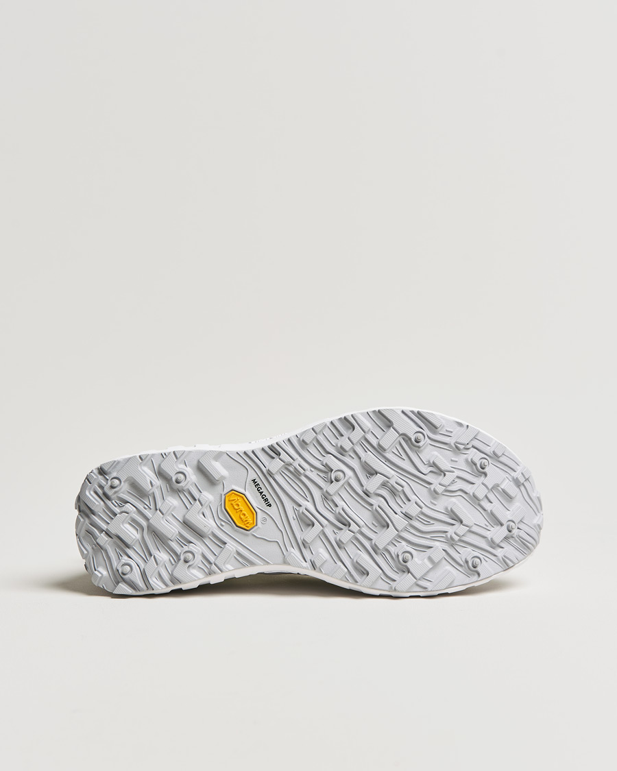 Men | Running shoes | Norda | 001 Running Sneakers White