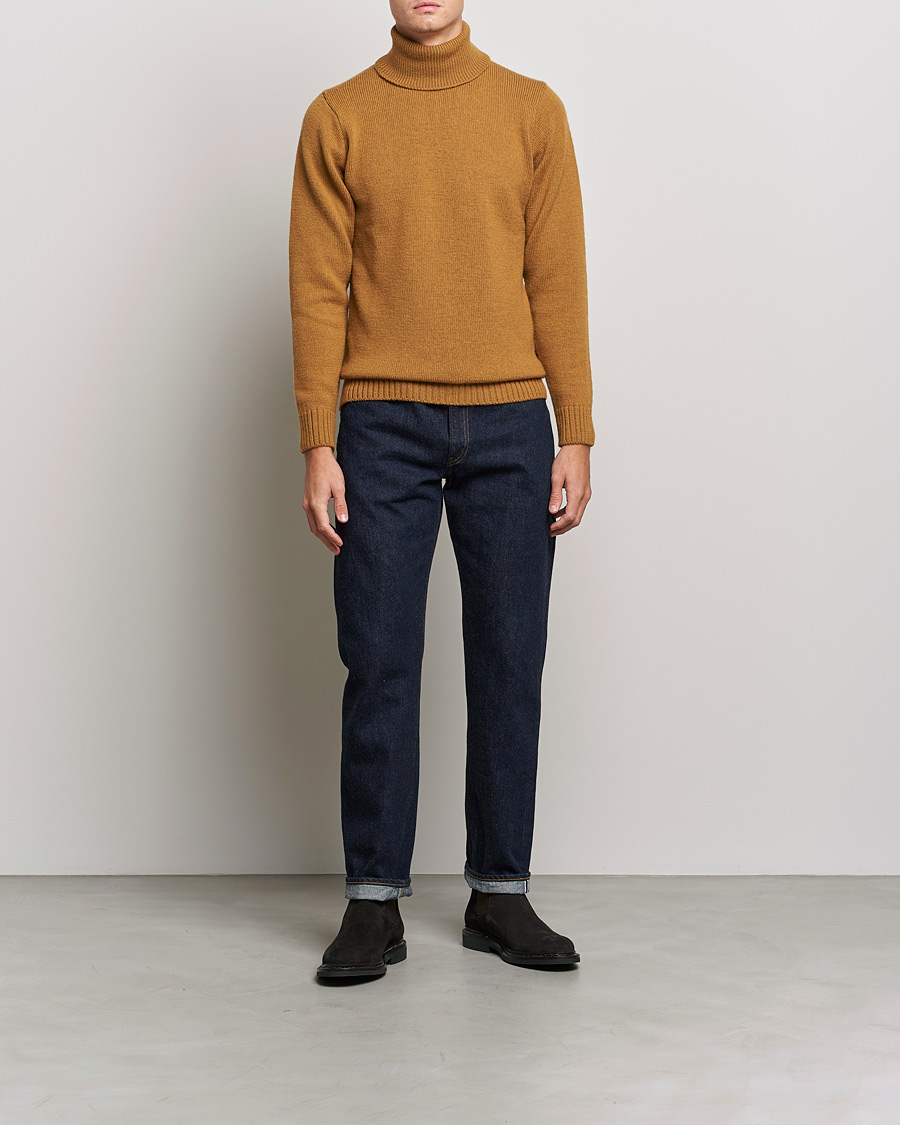 Heren | Truien | Peregrine | Maker´s Stitch Merino Polo Wheat
