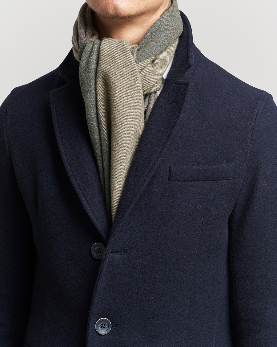 Heren | Begg & Co Brook Recycled Cashmere/Merino Scarf Dark Olive | Begg & Co | Brook Recycled Cashmere/Merino Scarf Dark Olive