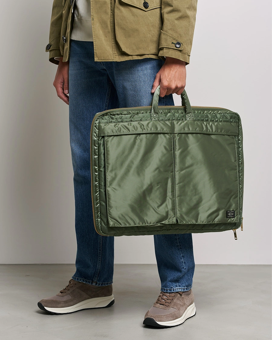 Heren | Pakkendragers | Porter-Yoshida & Co. | Tanker Garment Bag Sage Green