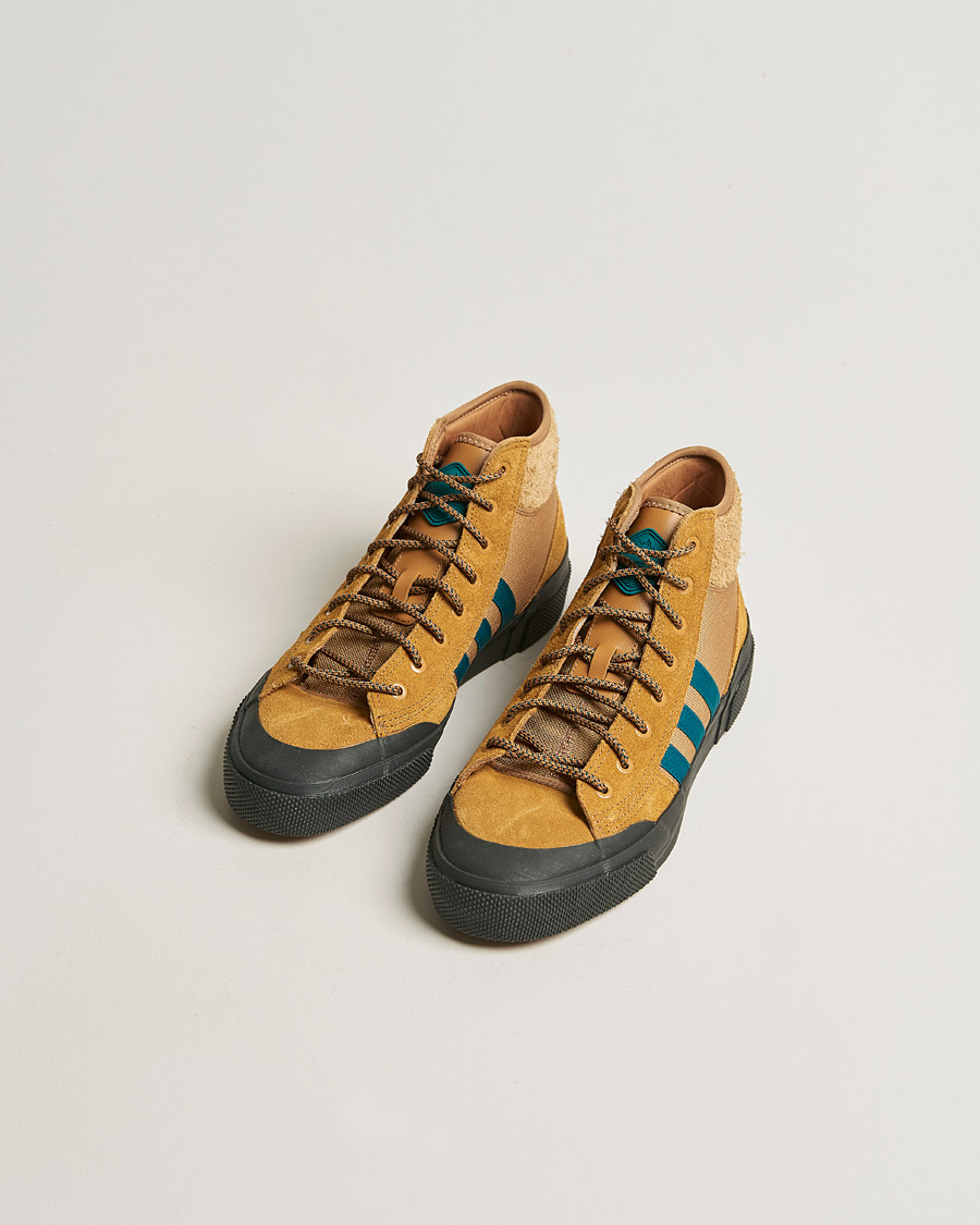 Heren | adidas Originals Nizza Hi RF ATR Sneaker Mesa/Carbon | adidas Originals | Nizza Hi RF ATR Sneaker Mesa/Carbon