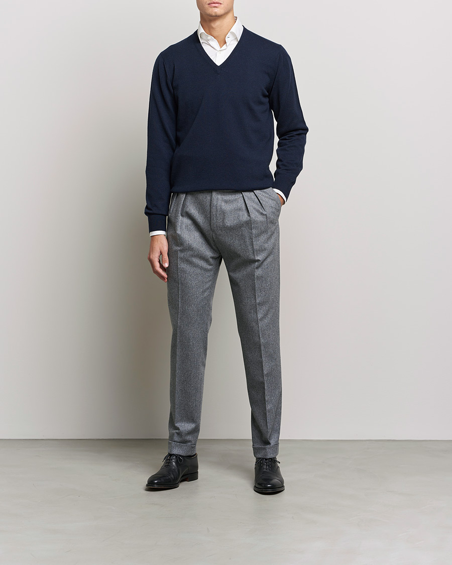 Heren | Truien | Piacenza Cashmere | Cashmere V Neck Sweater Navy