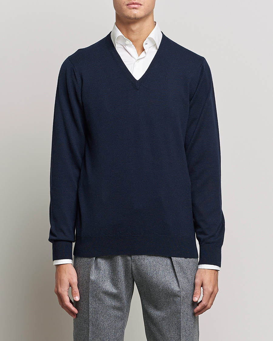 Heren | V-hals truien | Piacenza Cashmere | Cashmere V Neck Sweater Navy