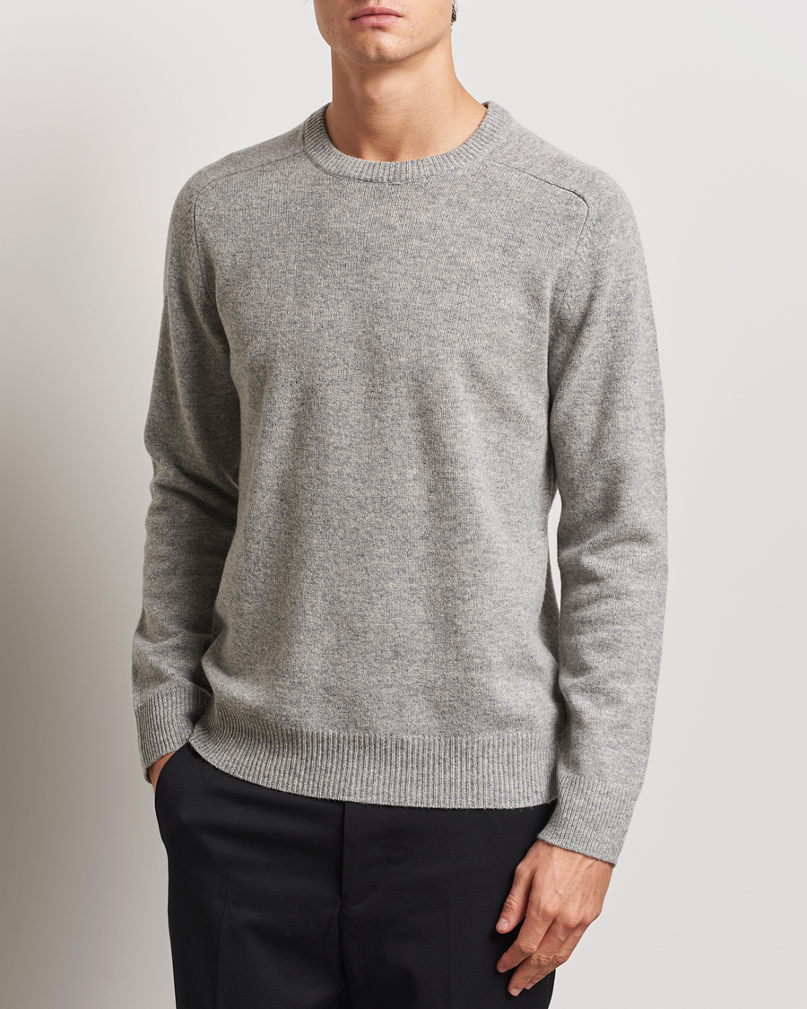 Heren | Business & Beyond | A Day's March | Brodick Lambswool Sweater Grey Melange