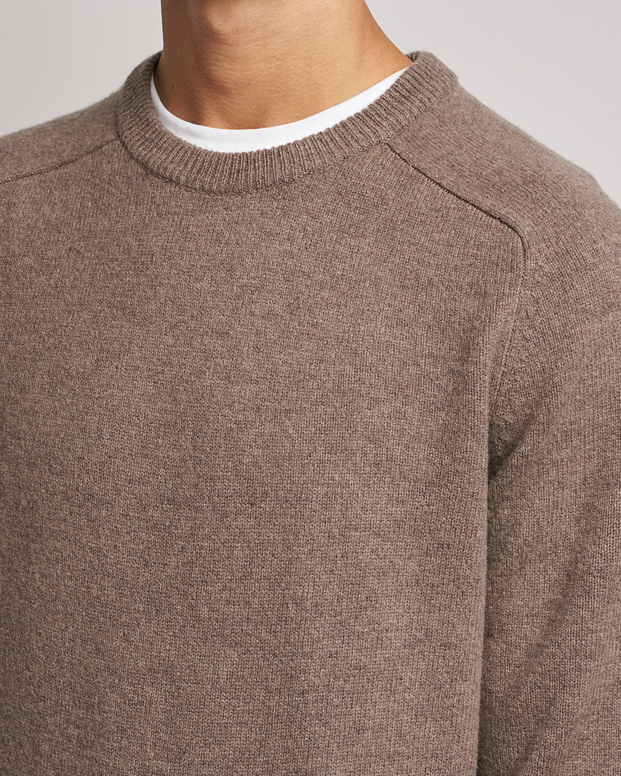 Heren | Truien | A Day's March | Brodick Lambswool Sweater Taupe Melange