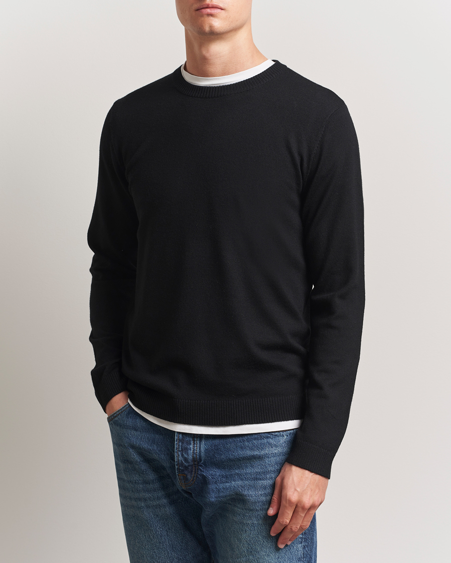 Heren | Ronde hals truien | A Day's March | Alagón Merino Crew Black