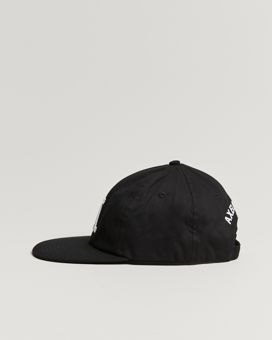 Heren | Axel Arigato Varsity A Flat Cap Black | Axel Arigato | Varsity A Flat Cap Black