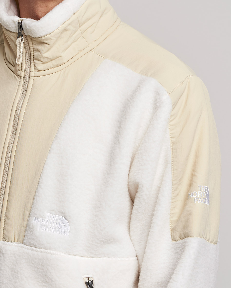 Heren | Jassen | The North Face | 94 Denali Jacket White/Gravel