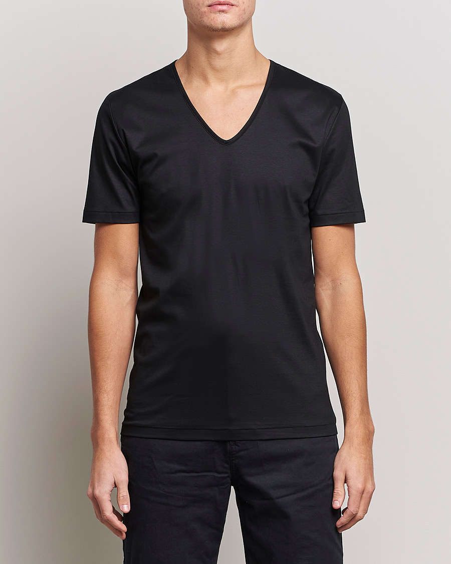 Heren | T-shirts met korte mouwen | Zimmerli of Switzerland | Sea Island Cotton V-Neck T-Shirt Black