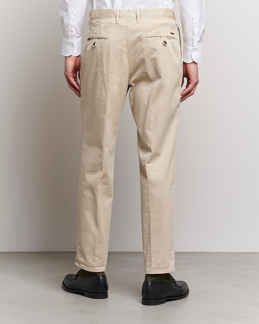 Heren | Broeken | Incotex | Tapered Fit Pleated Slacks Beige