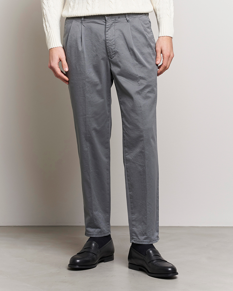 Heren | Broeken | Incotex | Tapered Fit Pleated Slacks Dark Grey