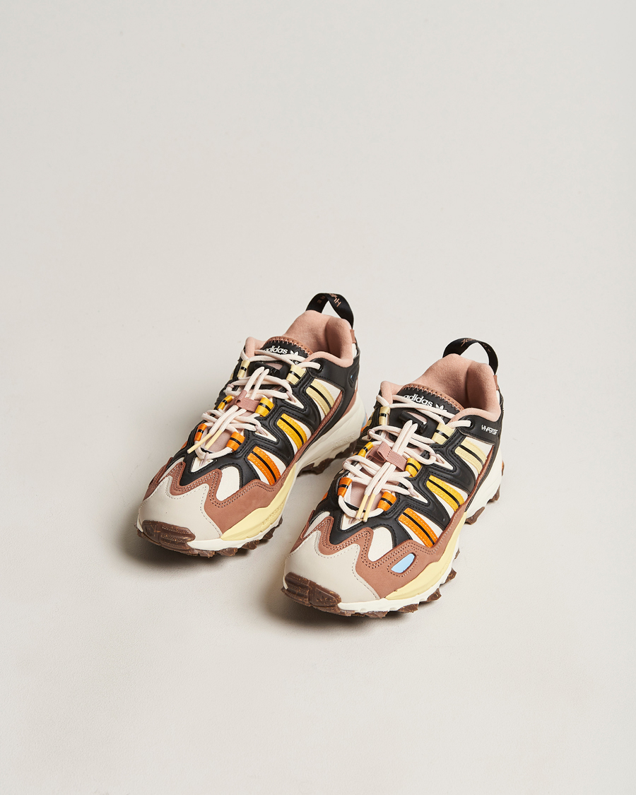 Heren | adidas Originals Hyperturf Sneaker Black/ Won White | adidas Originals | Hyperturf Sneaker Black/ Won White