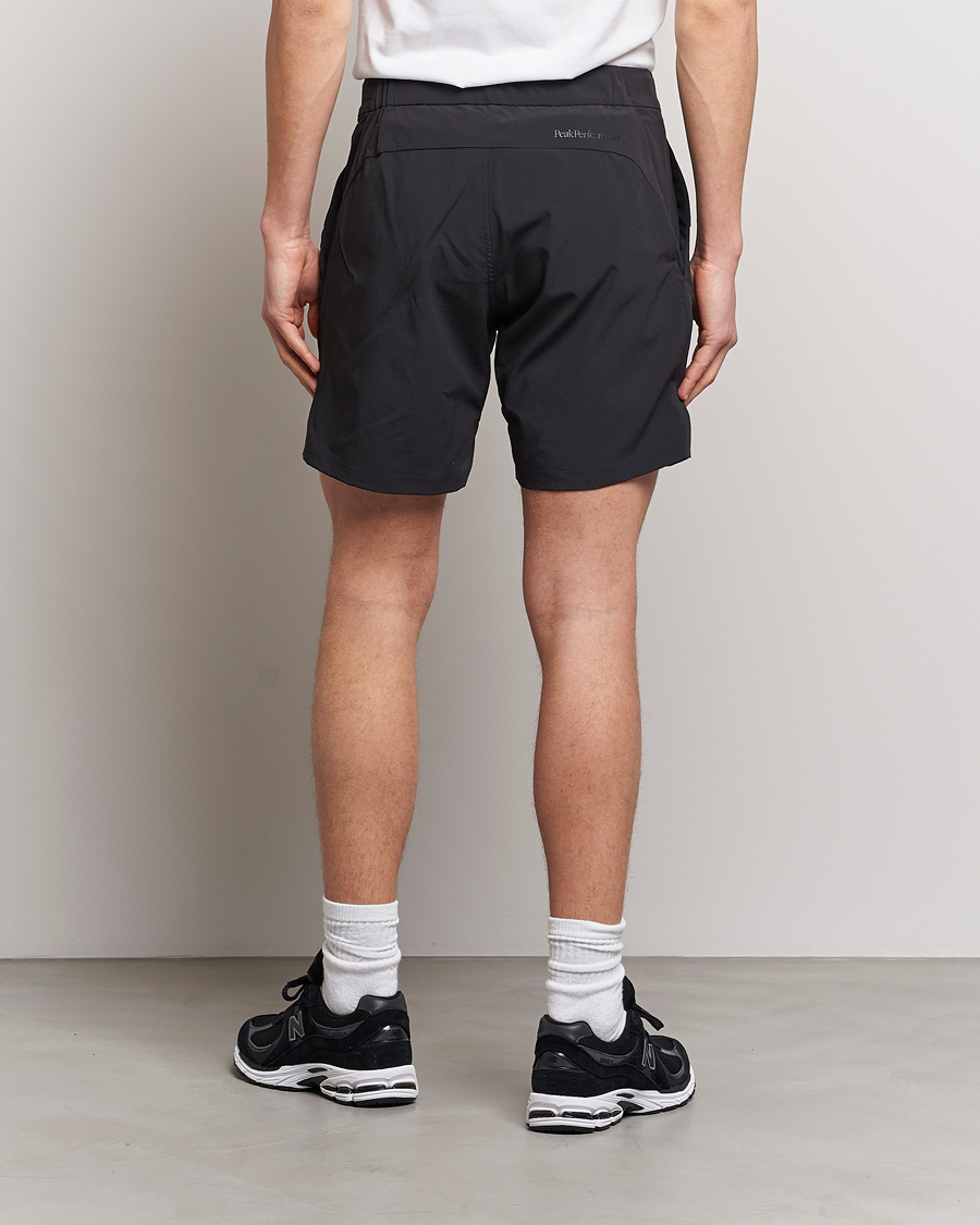 Heren | Korte broek | Peak Performance | Vislight Light Shorts Off Black