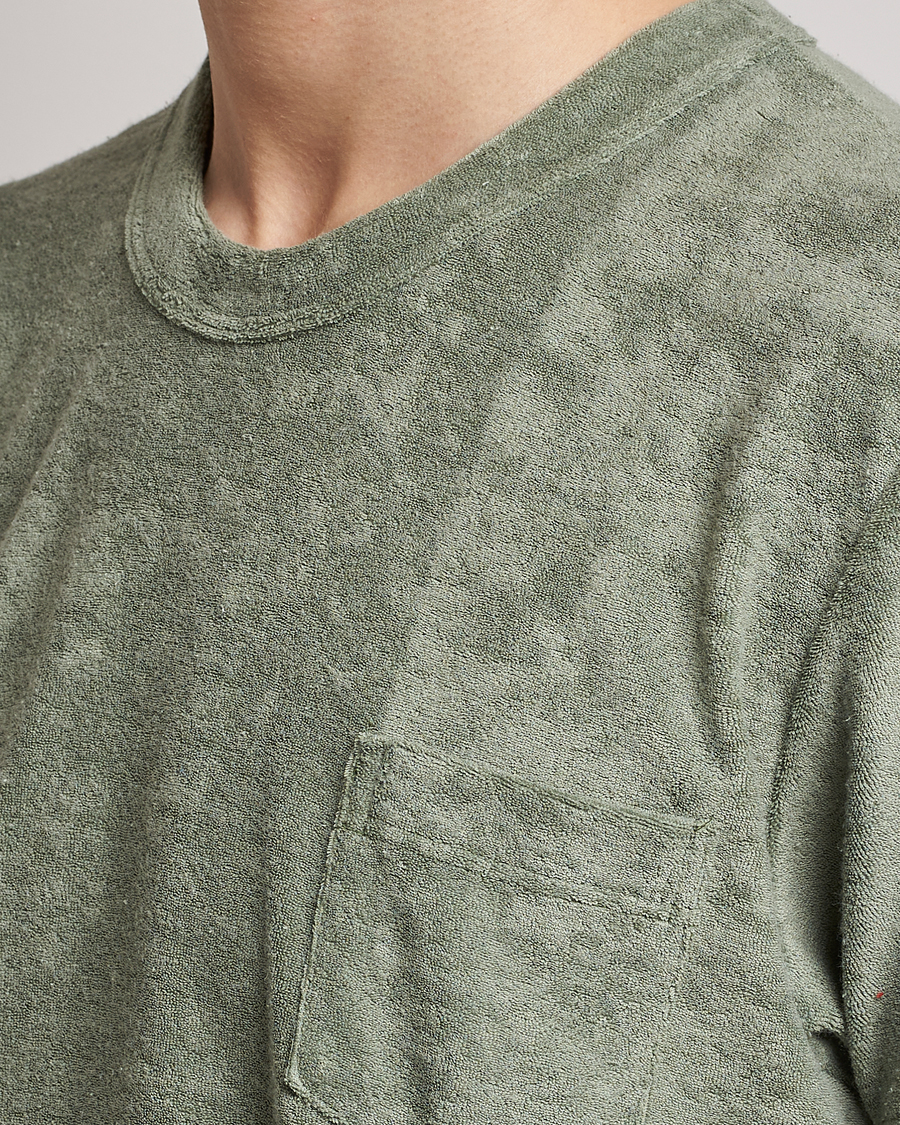 Heren | T-shirts | Howlin' | Fons Cotton Blend Terry Pocket Tee Agave