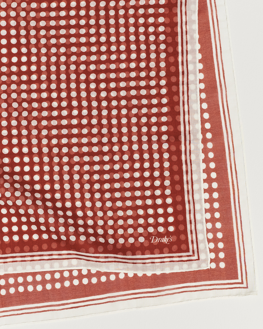 Heren | Drake's All Over Spot Cotton/Silk Bandana Red | Drake's | All Over Spot Cotton/Silk Bandana Red