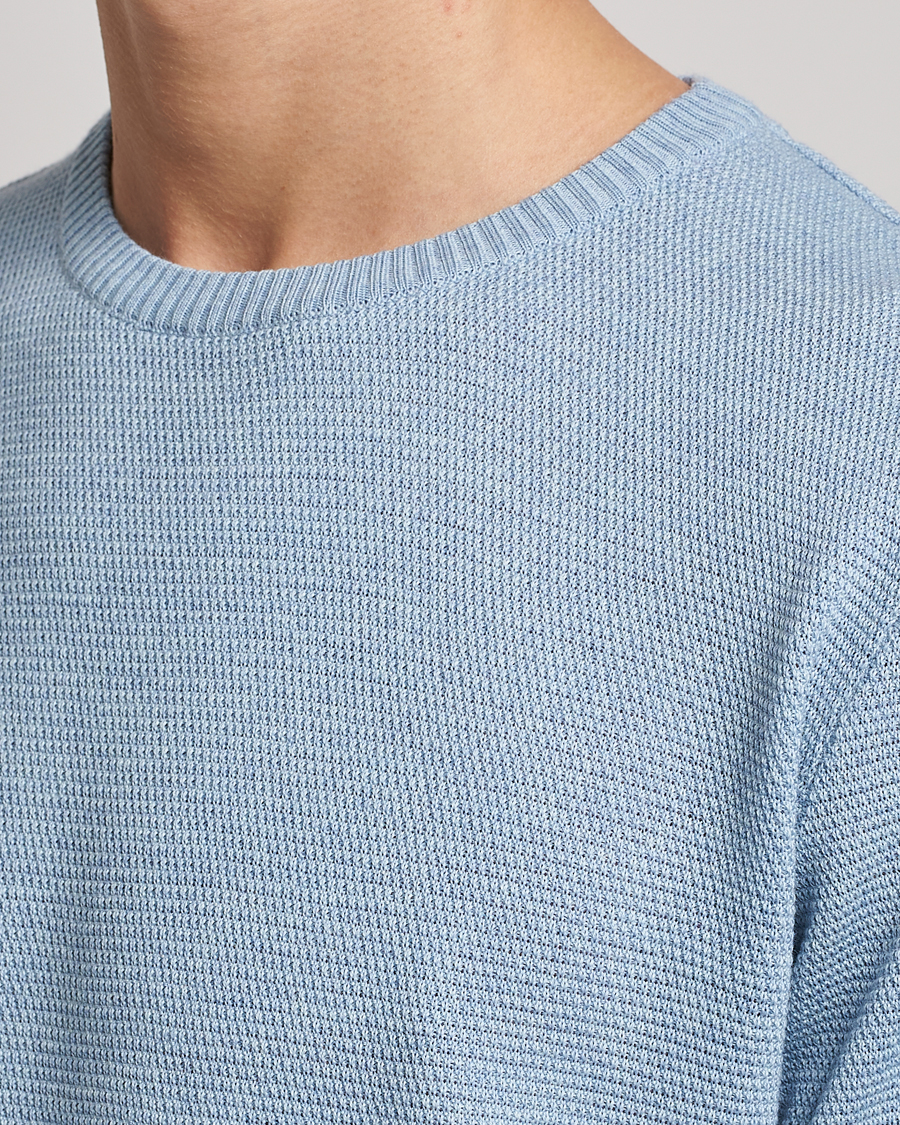 Heren | Truien | Stenströms | Textured Merino Crew Neck Light Blue