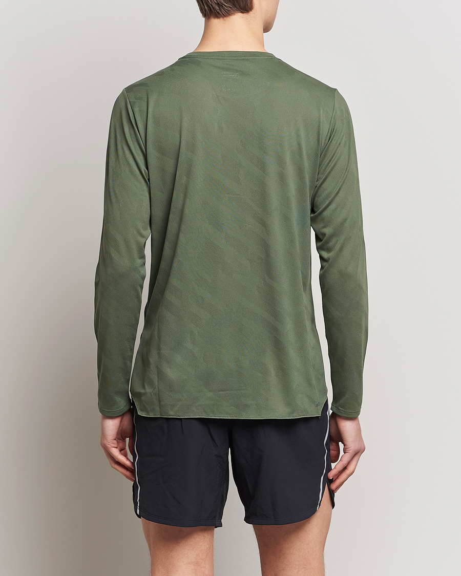 Heren | T-shirts | New Balance Running | Q Speed Jacquard Long Sleeve T-Shirt Olive