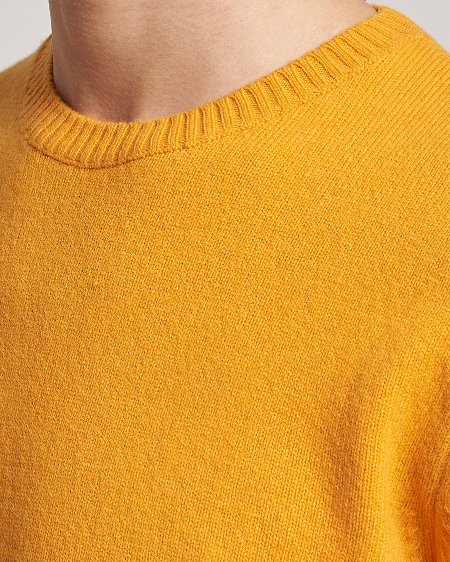 Heren | Truien | Colorful Standard | Classic Merino Wool Crew Neck Burned Yellow