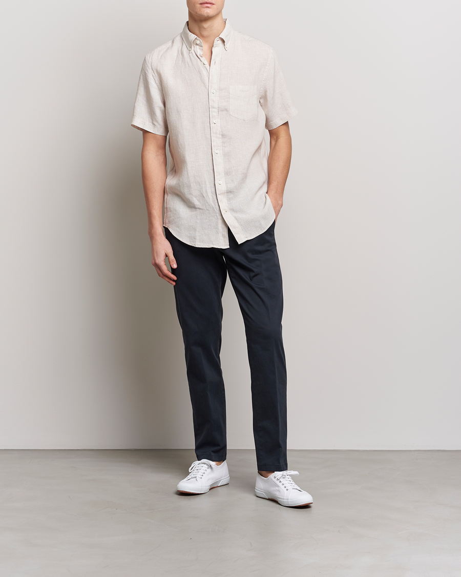 Heren | Overhemden | GANT | Regular Fit Striped Linen Short Sleeve Shirt Dry Sand