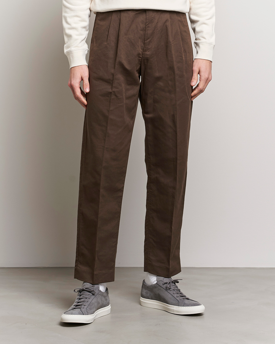 Heren | Broeken | NN07 | Fritz Pleated Trousers Brown