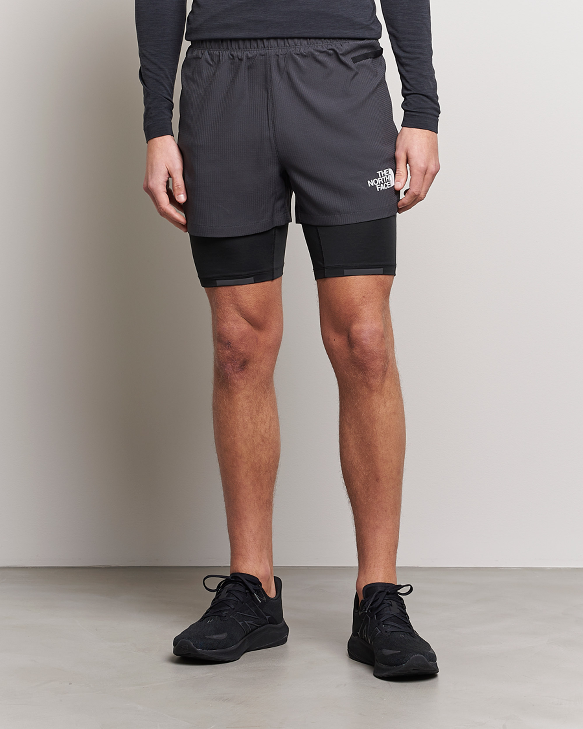Heren | Korte broek | The North Face | Mountain Athletics Dual Shorts Black/Asphalt