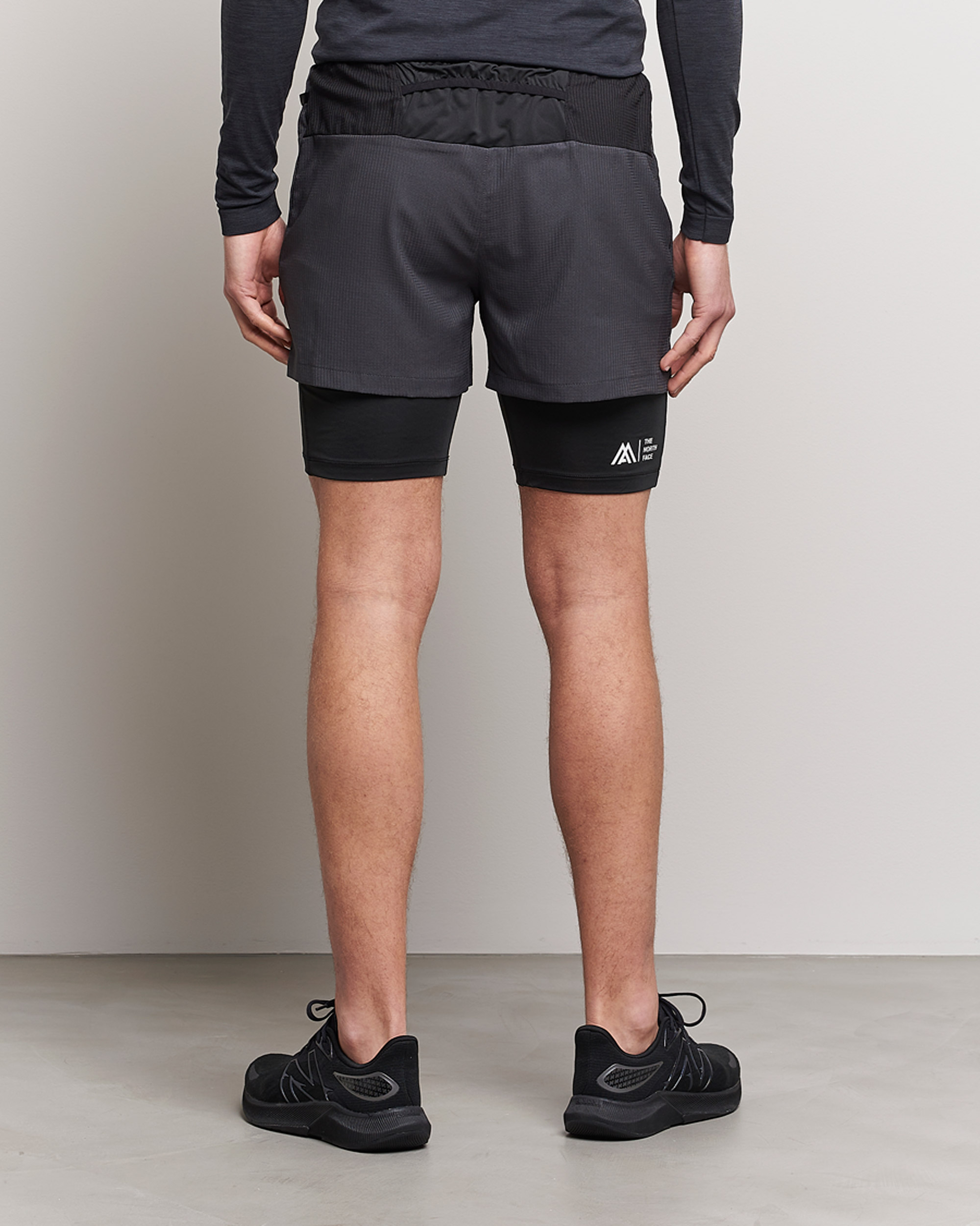 Heren | Korte broek | The North Face | Mountain Athletics Dual Shorts Black/Asphalt