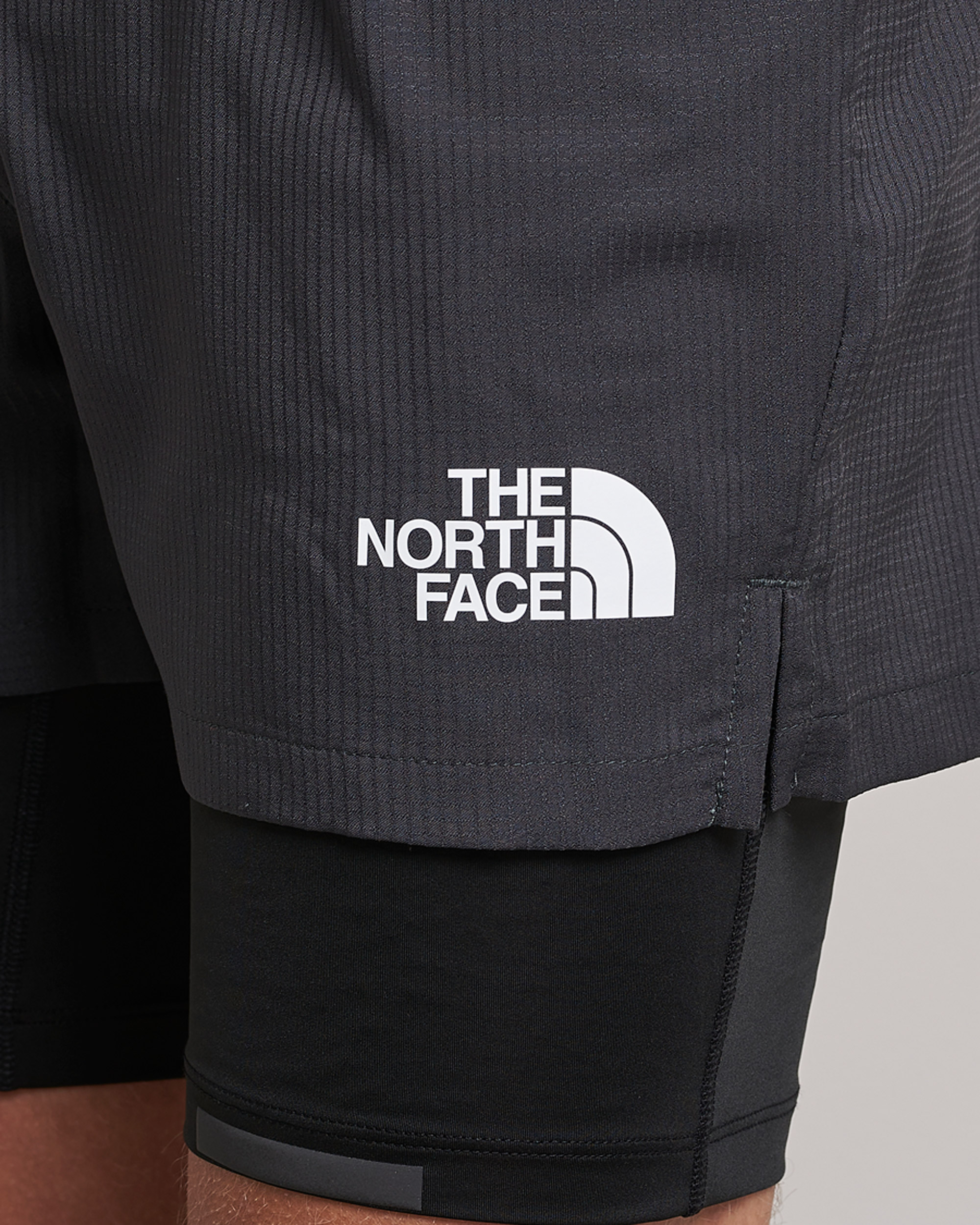 Heren | Korte broek | The North Face | Mountain Athletics Dual Shorts Black/Asphalt