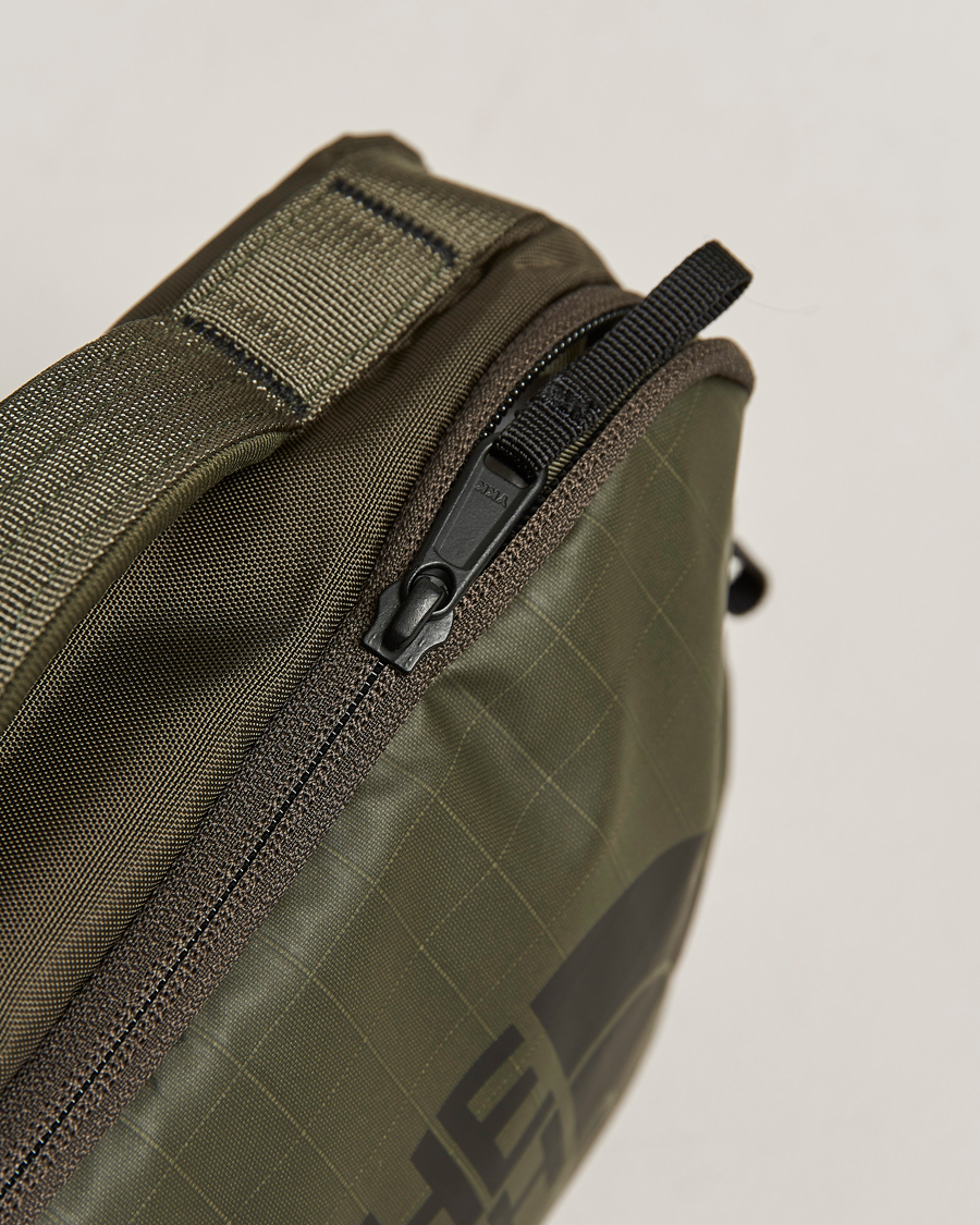 Heren | The North Face Voyager Wash Bag New Taupe Green | The North Face | Voyager Wash Bag New Taupe Green