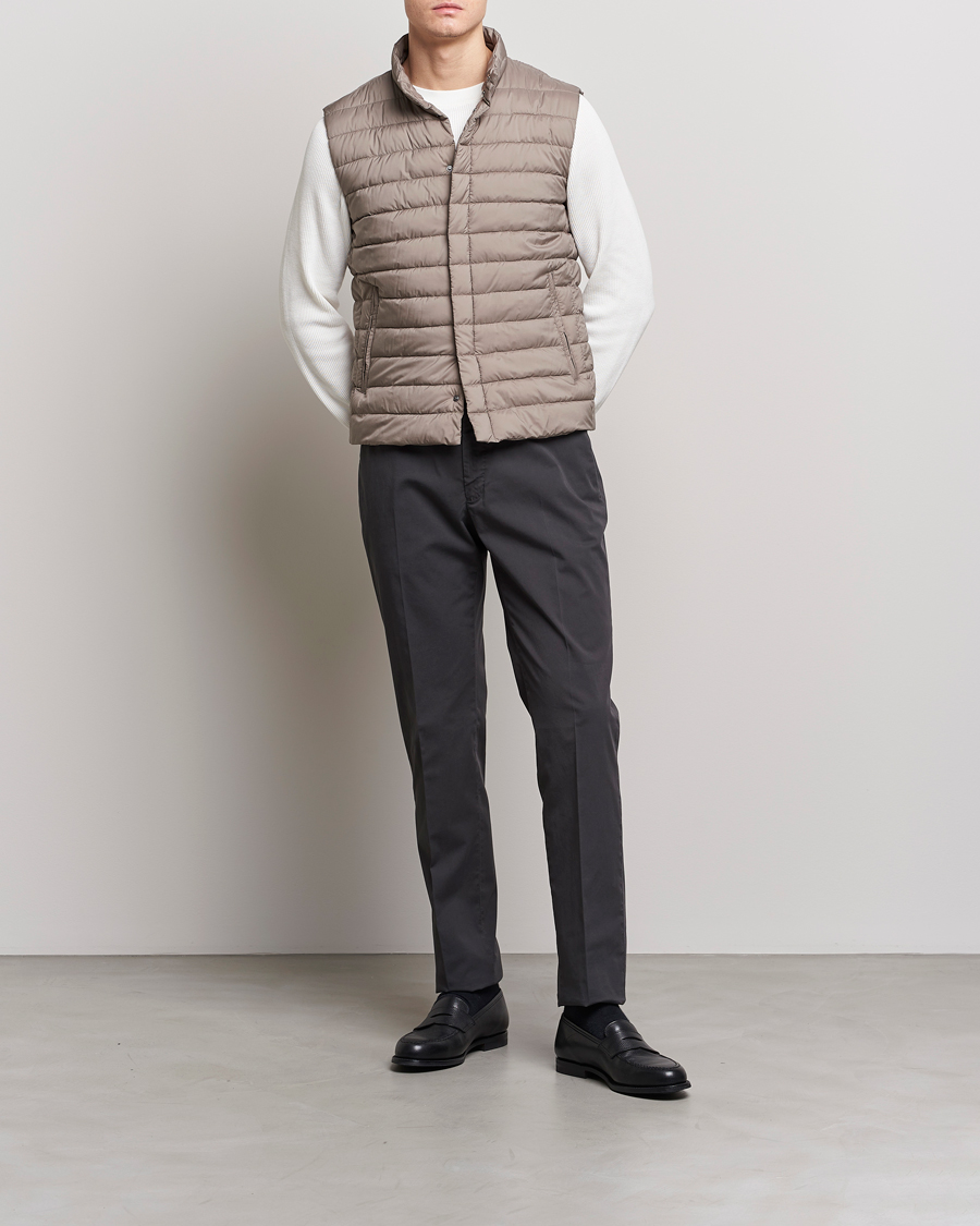 Heren | Jassen | Herno | Nuage Matt Nylon Vest Taupe