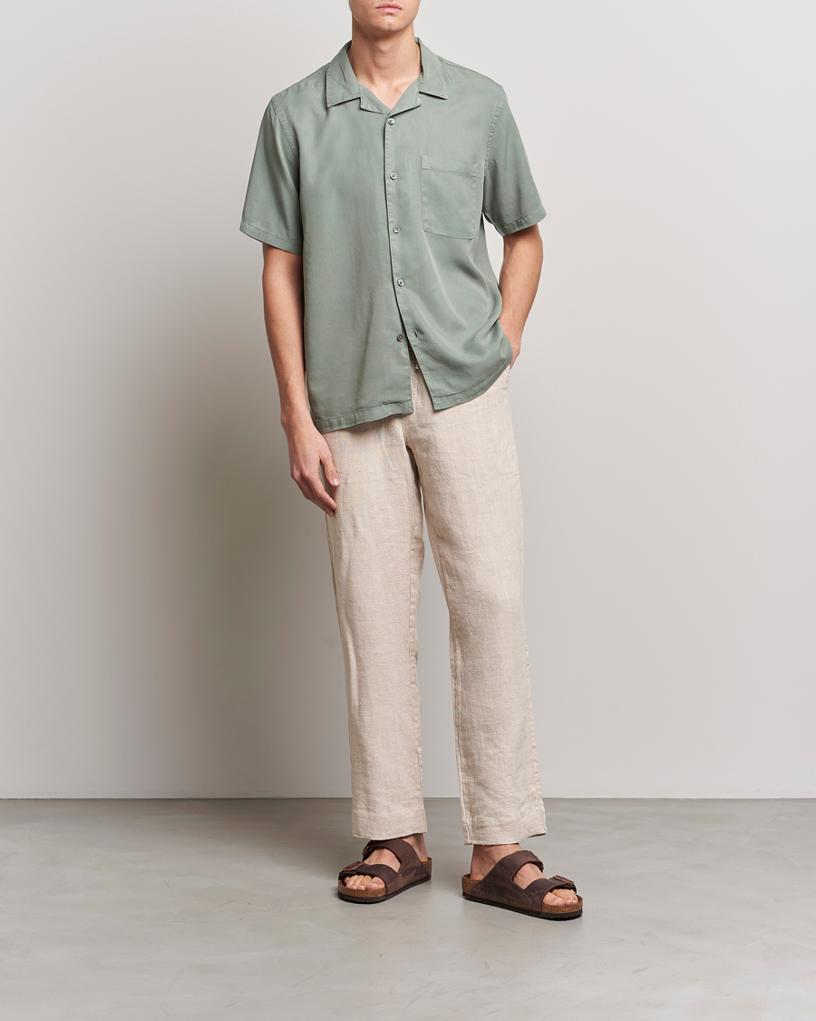 Heren | Overhemden | A Day's March | Yamu Short Sleeve Tencel Shirt Dusty Green