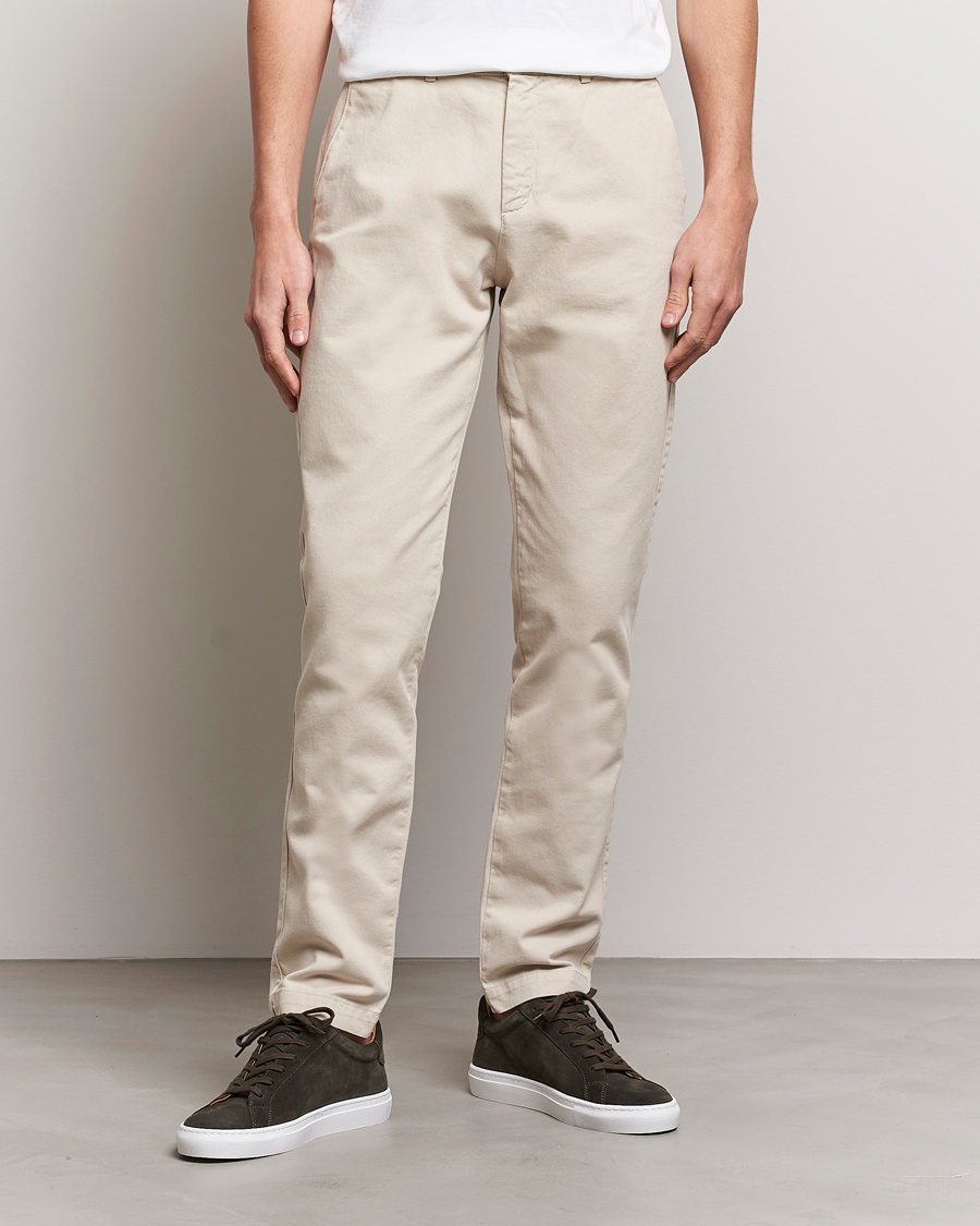Heren | Sale | A Day's March | Sunnyvale Classic Chino Oyster