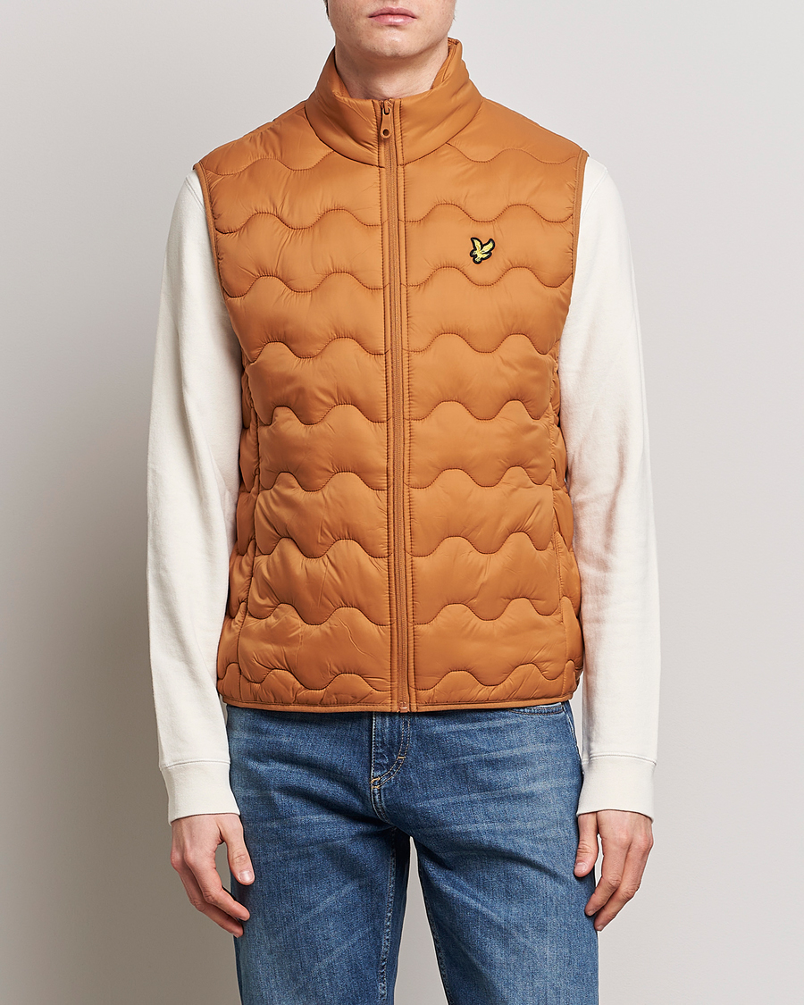 Heren | Gilets | Lyle & Scott | Crest Quilted Gilet Vest Salt Burne