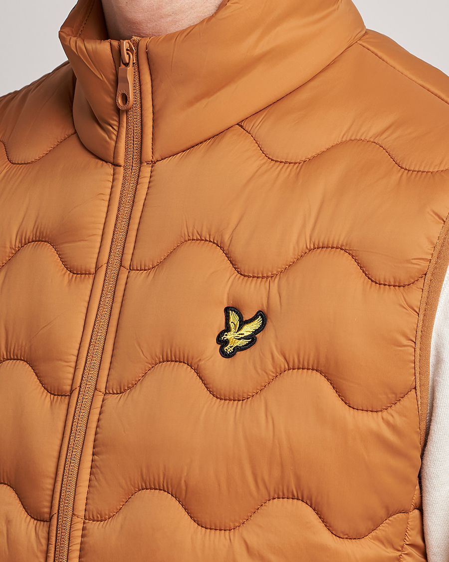 Heren | Gilets | Lyle & Scott | Crest Quilted Gilet Vest Salt Burne