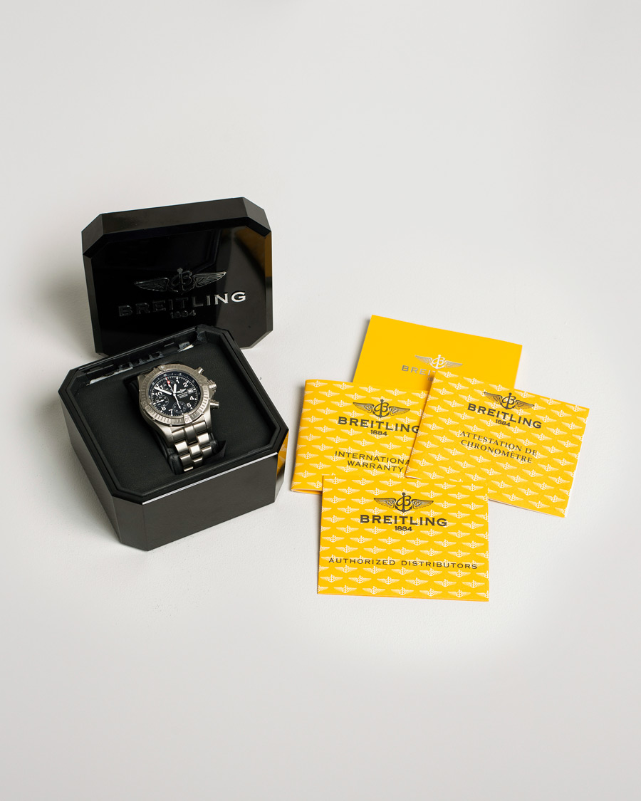 Heren | Pre-Owned & Vintage Watches | Breitling Pre-Owned | AvengerM1 E73360 Titan Blue
