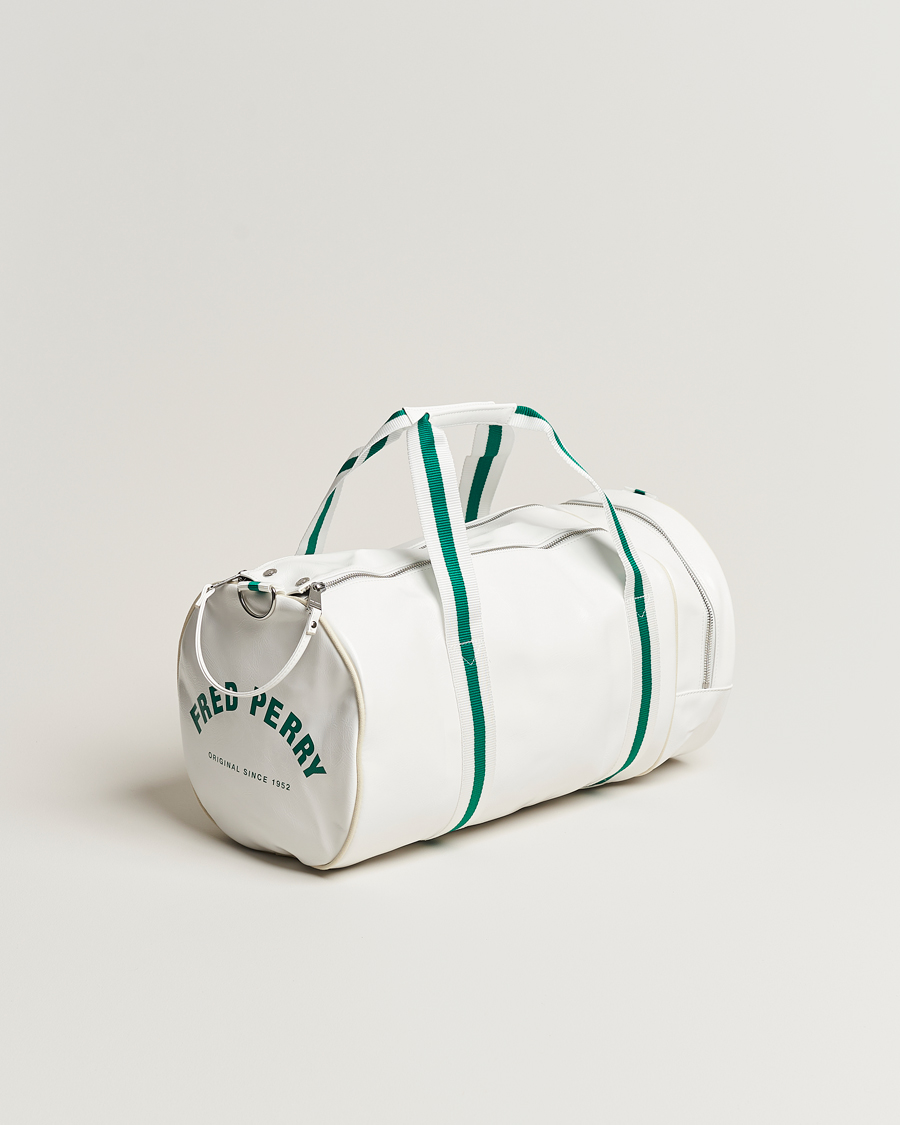 Heren | Fred Perry Classic Barrel Bag Snow White | Fred Perry | Classic Barrel Bag Snow White