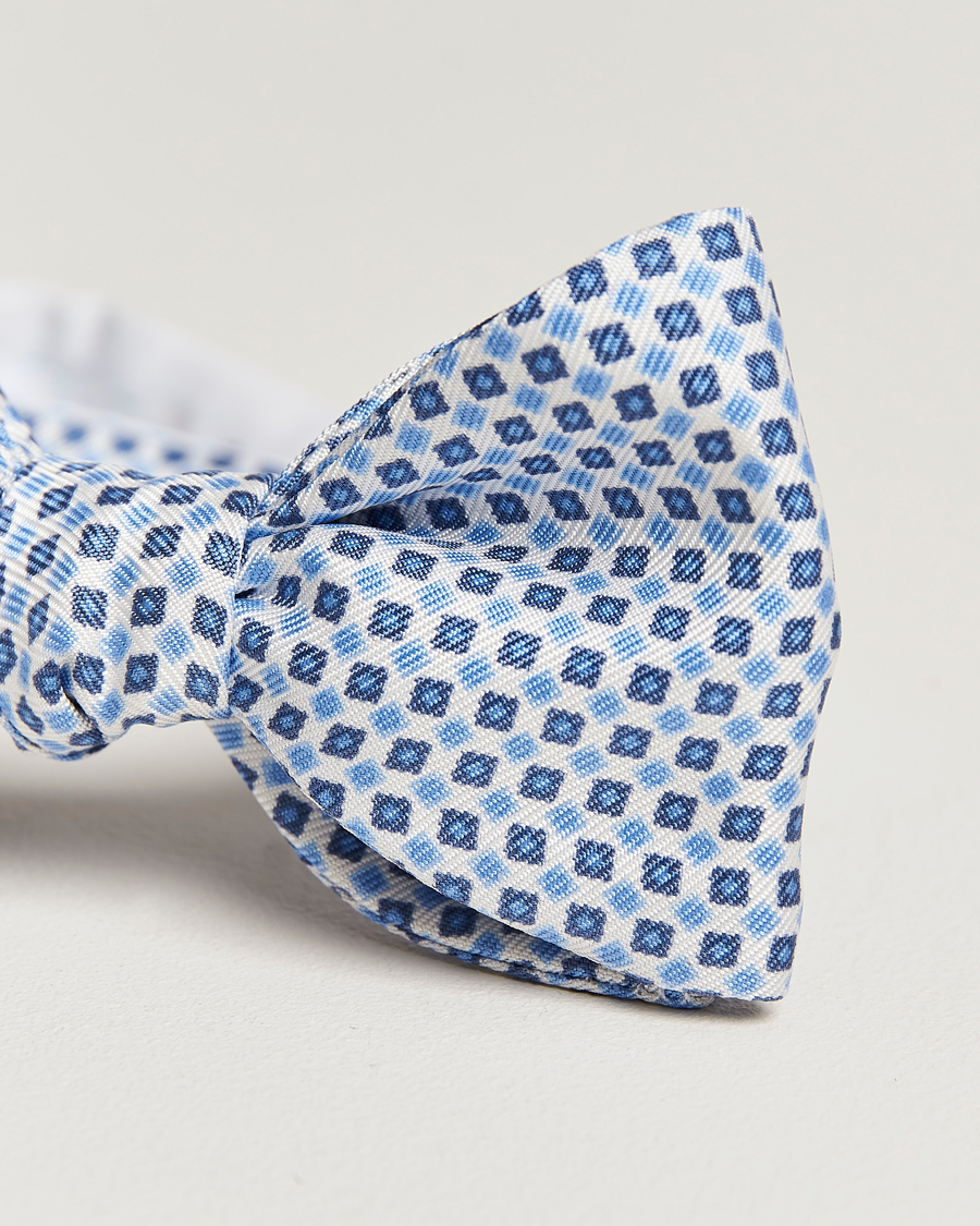 Heren | E. Marinella Silk Bow Tie White/Blue | E. Marinella | Silk Bow Tie White/Blue