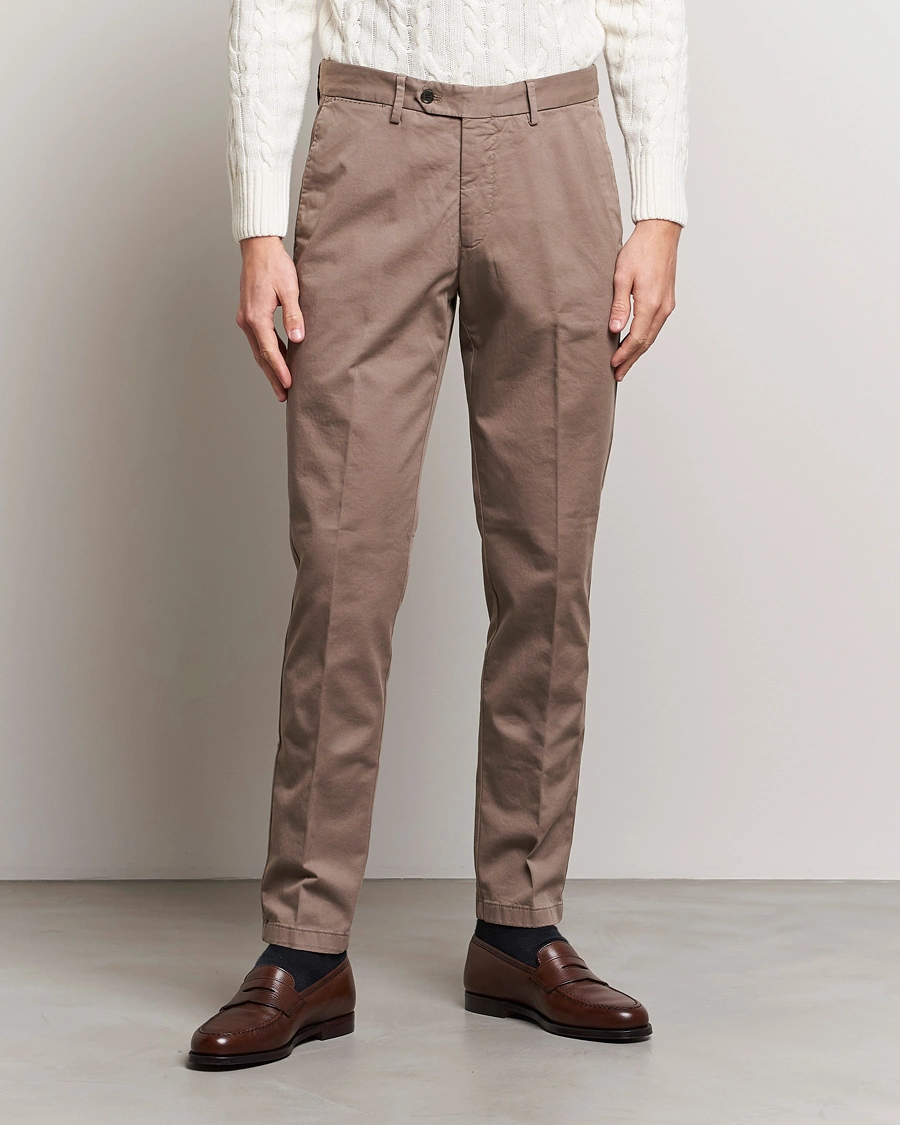 Heren | Chino's | Oscar Jacobson | Danwick Cotton Trousers Light Brown