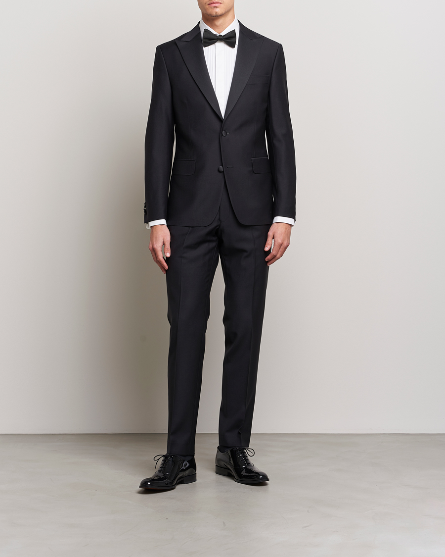 Men | Black Tie | Oscar Jacobson | Slim Fit Cut Away Tuxedo Double Cuff White