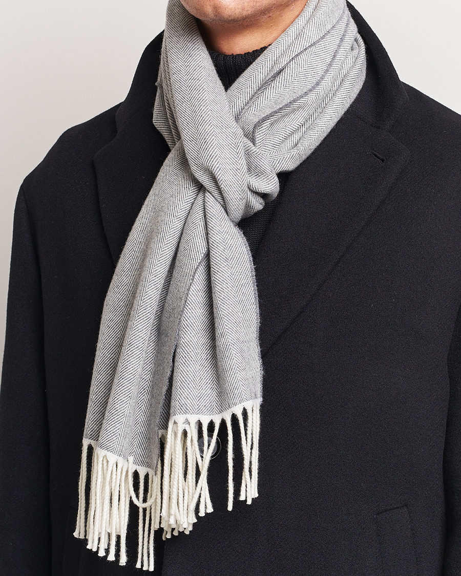 Heren |  | Canali | Herringbone Wool Scarf Light Grey