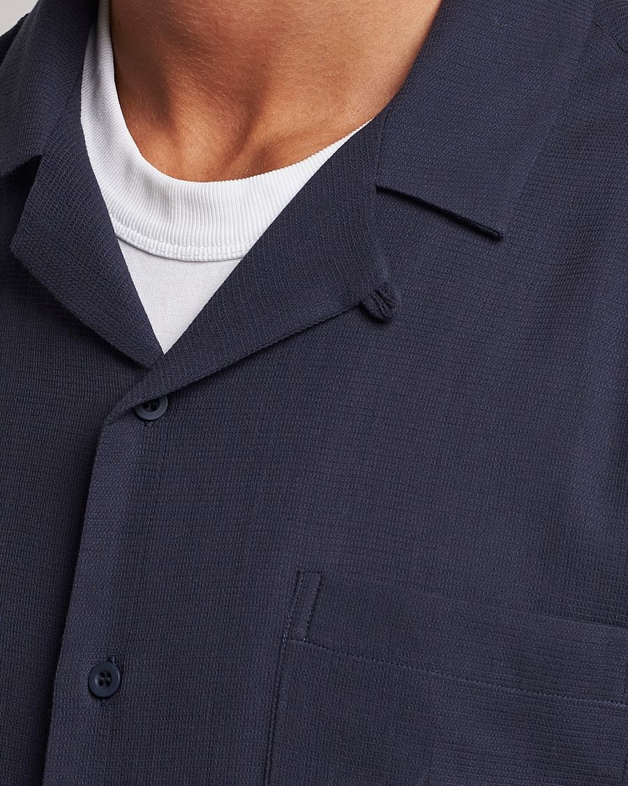 Heren | Overhemden | Sunspel | Waffle Camp Collar Shirt Navy